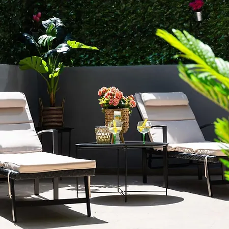 Oasis Luxury Apartment With Terrarce And Jacuzzi Split Exterior photo