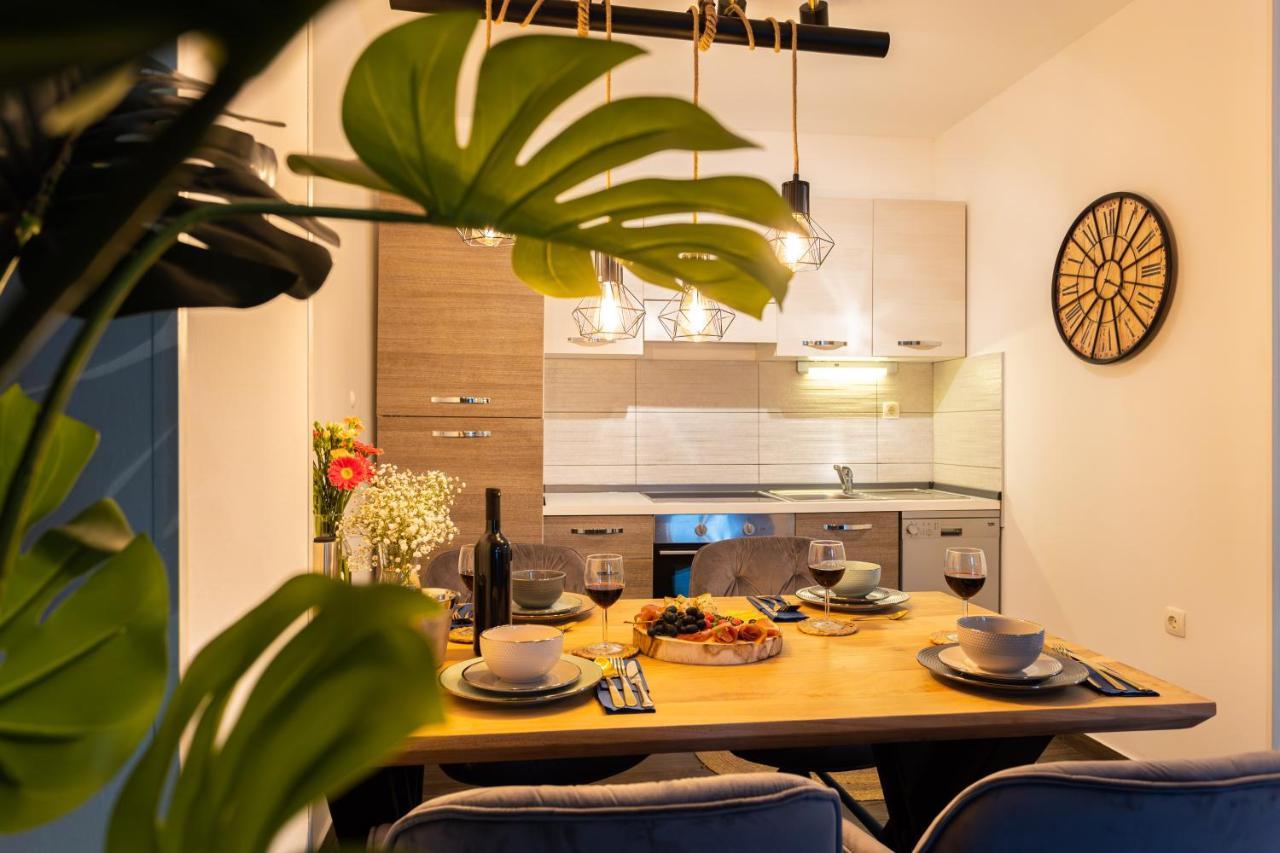 Oasis Luxury With Terrarce And Jacuzzi Apartamento *