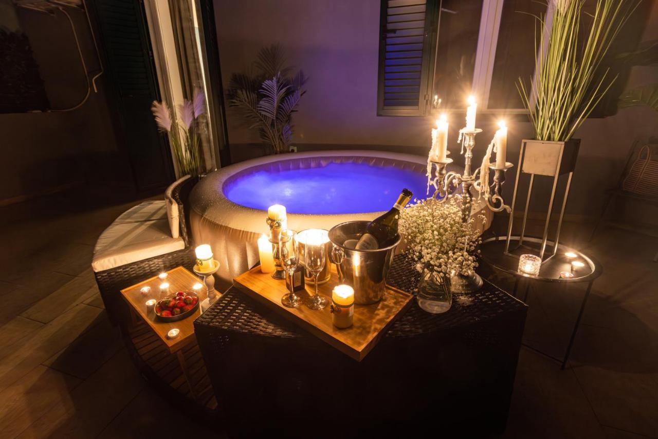 Oasis Luxury With Terrarce And Jacuzzi Apartamento *