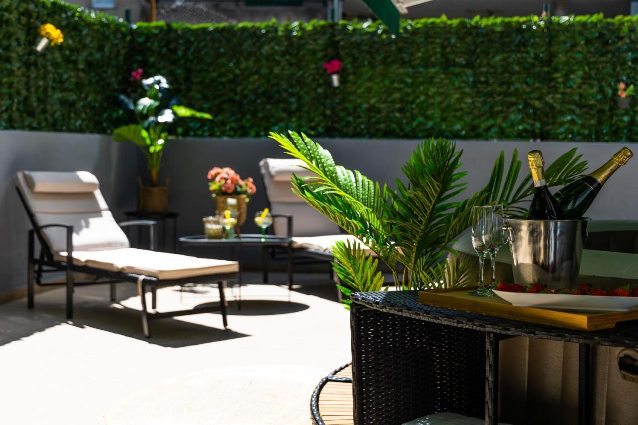 Oasis Luxury With Terrarce And Jacuzzi Apartment *